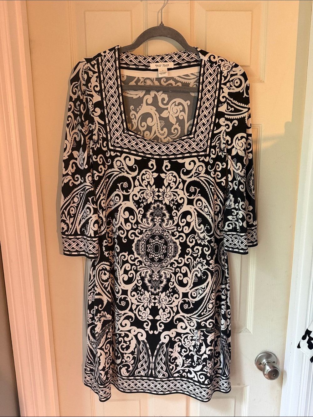 White House Black Market Black and White Square-Neck Printed Tunic